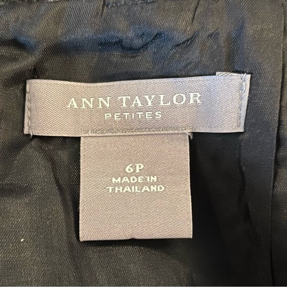 Ann Taylor Petite Wool Blend Print Mini Skirt - Picture 4 of 5